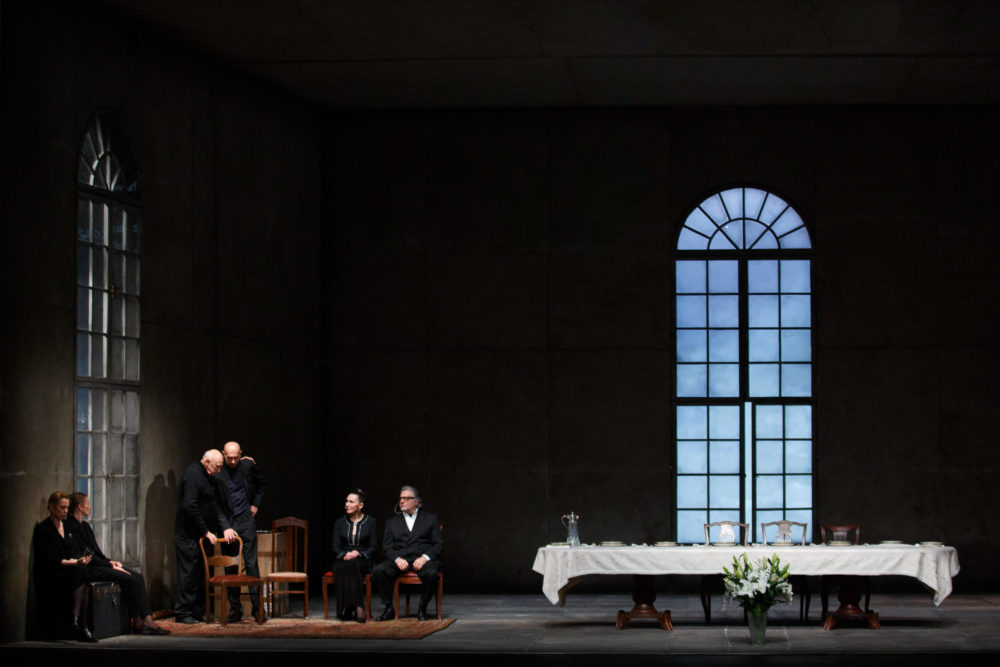 Plac-Bohaterów-Maciej-Rukasz-fotografia-teatralnab-6a