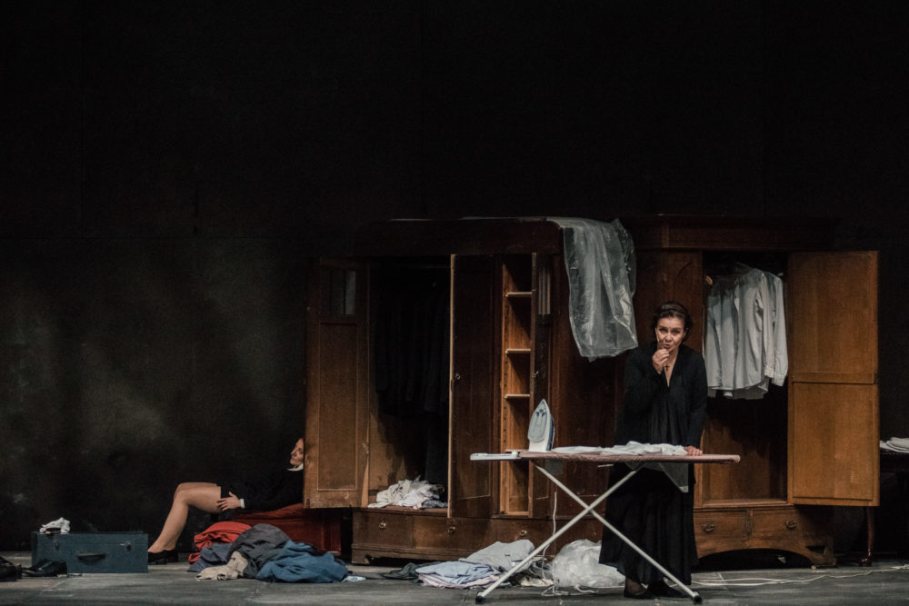 Plac-Bohaterów-Maciej-Rukasz-fotografia-teatralnab-7a