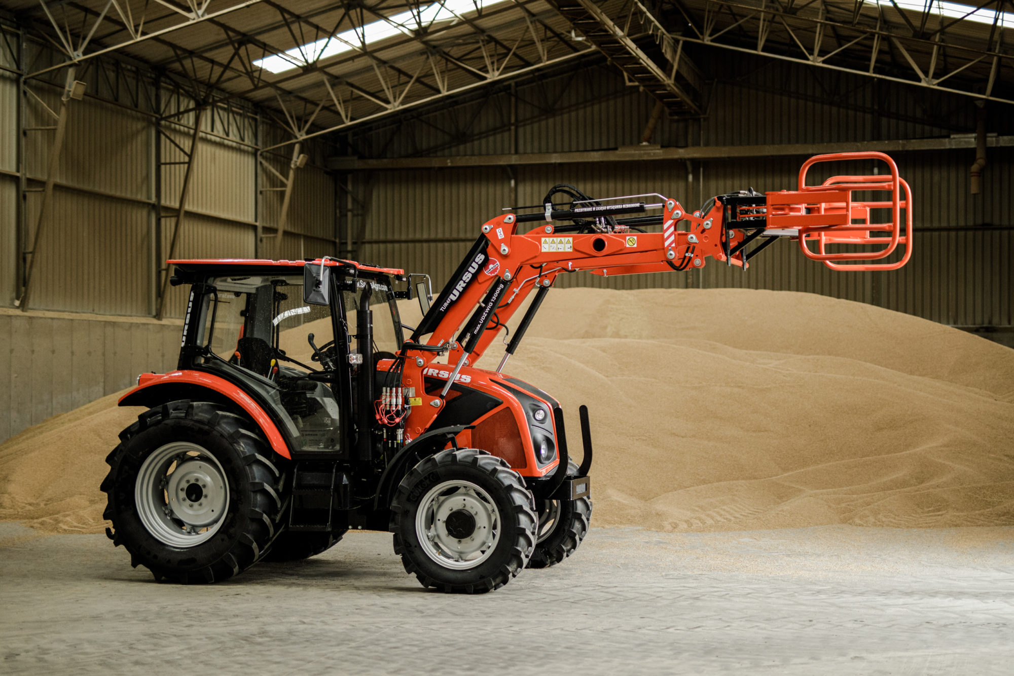 Zdjęcia reklamowe dla producenta maszyn rolniczych