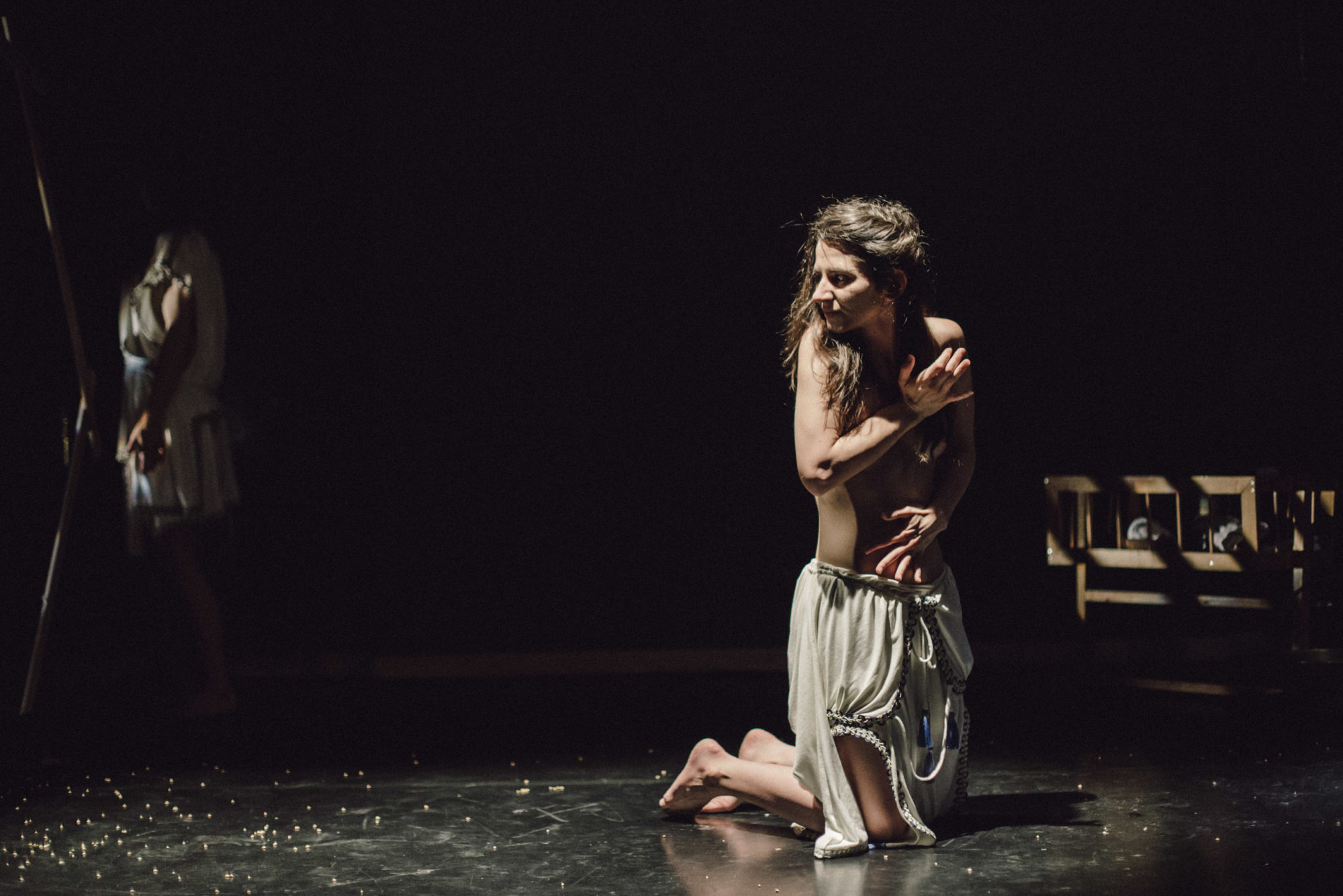 Fotografie z próby spektaklu Kogo Szukacie – Znak Jonasza